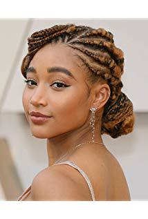 تصویر Amandla Stenberg