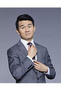 تصویر Ronny Chieng