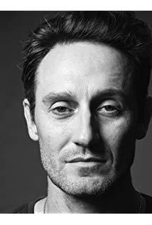 تصویر Josh Stewart