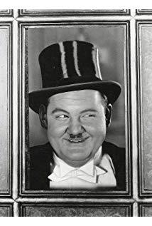 تصویر Oliver Hardy