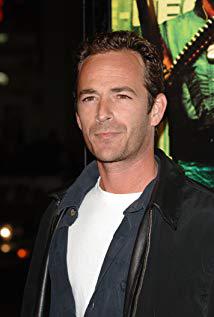 تصویر Luke Perry