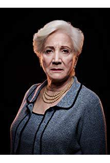 تصویر Olympia Dukakis