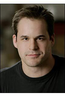 تصویر Kyle Bornheimer