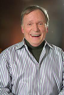 تصویر Dick Cavett