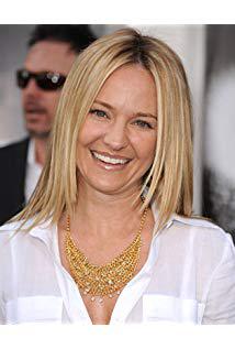 تصویر Sharon Case