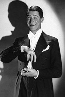 تصویر Maurice Chevalier