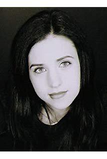 تصویر Emily Perkins