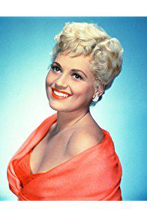 تصویر Judy Holliday