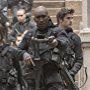 Elden Henson, Mahershala Ali, Wes Chatham, Evan Ross, Jennifer Lawrence, and Liam Hemsworth in The Hunger Games: Mockingjay - Part 2 (2015)