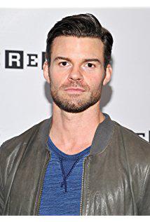 تصویر Daniel Gillies