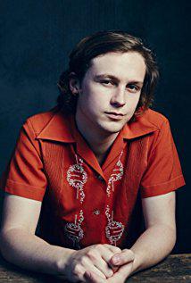 تصویر Logan Miller