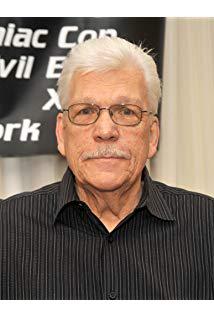 تصویر Tom Atkins