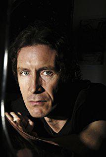 تصویر Paul McGann