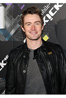 تصویر Robert Buckley