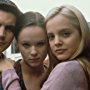 Thora Birch, Mena Suvari, and Wes Bentley in American Beauty (1999)