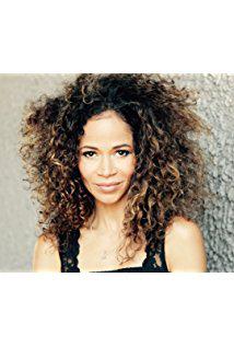 تصویر Sherri Saum