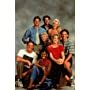 Amy Locane, Vanessa Williams, Grant Show, Courtney Thorne-Smith, Josie Bissett, Thomas Calabro, Doug Savant, and Andrew Shue in Melrose Place (1992)