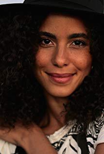 تصویر Parisa Fitz-Henley