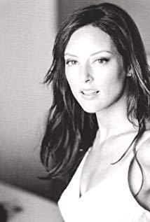 تصویر Lola Glaudini