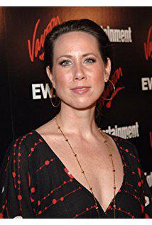 تصویر Miriam Shor