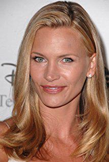 تصویر Natasha Henstridge