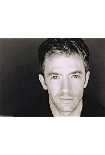 تصویر David Faustino