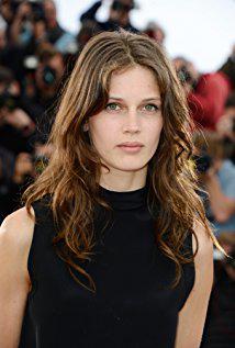 تصویر Marine Vacth