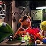 Kermit the Frog, The Muppets, and Fozzie Bear in Muppets from Space (1999)