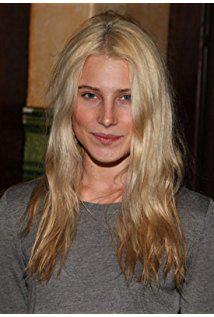 تصویر Dree Hemingway