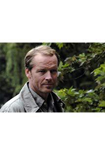 تصویر Iain Glen