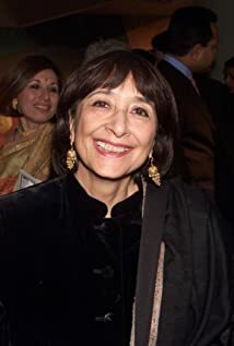 تصویر Madhur Jaffrey