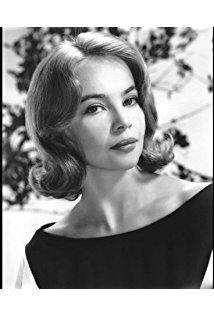 تصویر Leslie Caron