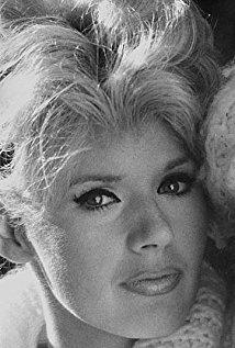 تصویر Connie Stevens