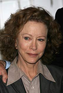 تصویر Connie Booth