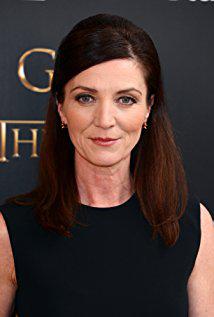 تصویر Michelle Fairley