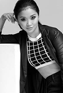 تصویر Lana Condor