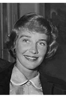 تصویر Betsy Drake