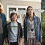 Jenna Elfman, Eli Baker, and Ava Deluca-Verley in Growing Up Fisher (2014)