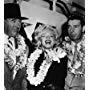 758-328 MARILYN MONROE & JOE DIMAGGIO IN HAWAII 1954 / MPTV