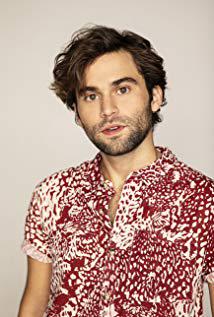 تصویر Jake Borelli