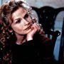 Kyra Sedgwick in Something to Talk About (1995)