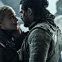 Kit Harington and Emilia Clarke in Game of Thrones (2011)