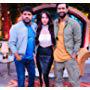 Vicky Kaushal, Kapil Sharma, and Nora Fatehi in The Kapil Sharma Show: Nora Fatehi &amp; Vicky Kaushal (2019)