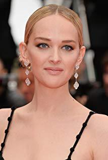 تصویر Jess Weixler