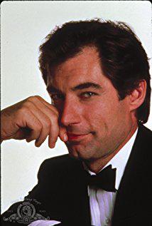 تصویر Timothy Dalton