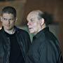 Michael Ironside and Wentworth Miller in The Flash (2014)