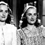 Mirtha Legrand and Silvia Legrand in Claro de luna (1942)