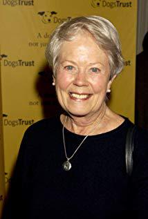 تصویر Annette Crosbie