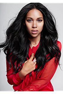 تصویر Alexandra Shipp