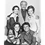 Robert Young, Lauren Chapin, Elinor Donahue, Billy Gray, and Jane Wyatt in Father Knows Best: Home for Christmas (1977)